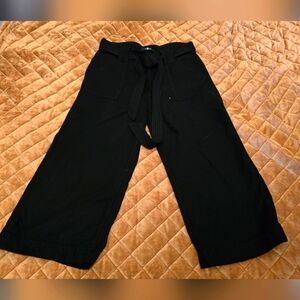Black Culottes NWOT 100% Lycell